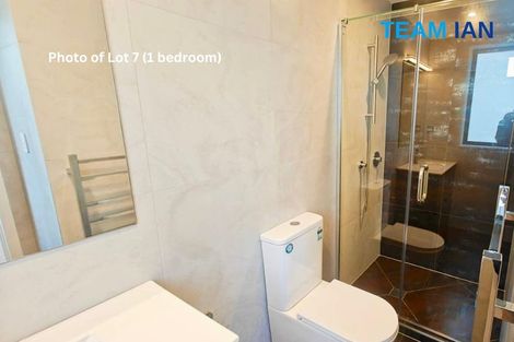 Photo of property in 8/18 Sylvan Crescent, Te Atatu South, Auckland, 0610