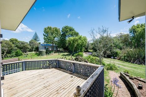 Photo of property in 98 Kiwi Road, Raumati Beach, Paraparaumu, 5032