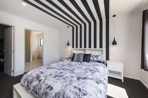 Photo of property in 18a Thomson Street, West End, Palmerston North, 4412