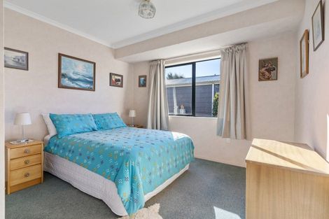 Photo of property in 105 Avalon Place, Whangamata, 3620