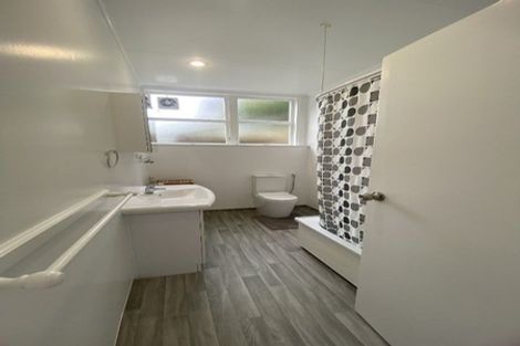 Photo of property in 28 Delhi Crescent, Khandallah, Wellington, 6035