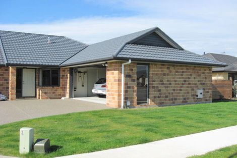 Photo of property in 19 Manhattan Court, Paraparaumu Beach, Paraparaumu, 5032