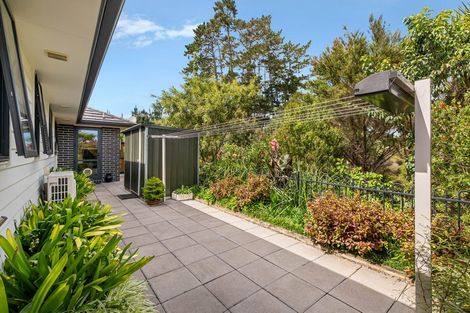 Photo of property in 24 Hooton Drive, Kumeu, 0810