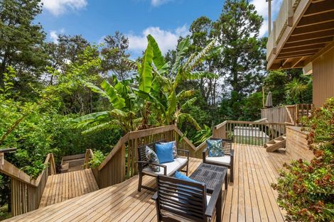 Photo of property in 8 Tranquil Glade, Hillcrest, Auckland, 0627