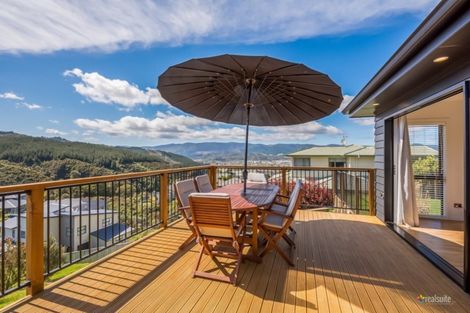 Photo of property in 105 Kirton Drive, Riverstone Terraces, Upper Hutt, 5018