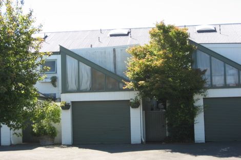 Photo of property in 5/99 Aikmans Road, Merivale, Christchurch, 8014