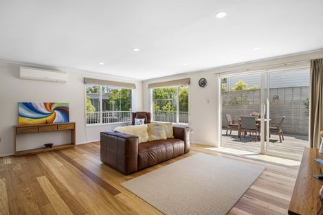 Photo of property in 21 Huka Road, Birkenhead, Auckland, 0626