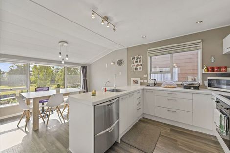 Photo of property in 7 Armstrong Street, Balclutha, 9230