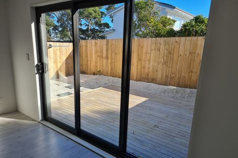 Photo of property in 8d Roys Road, Weymouth, Auckland, 2103