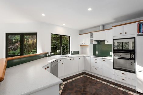 Photo of property in 12c Chatsworth Road, Silverstream, Upper Hutt, 5019