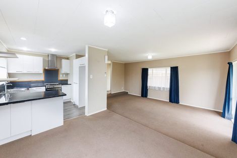 Photo of property in 25 Willowstream Grove, Cloverlea, Palmerston North, 4412