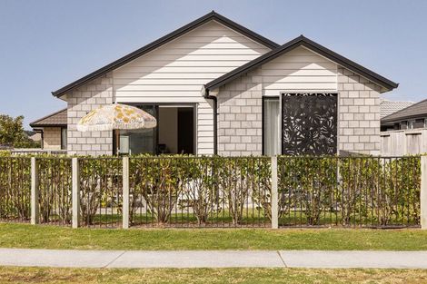 Photo of property in 67 Te Wharo Drive, Papamoa, 3118