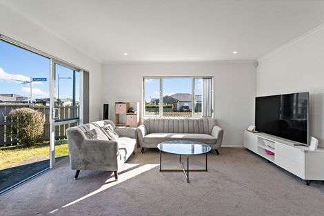 Photo of property in 113 Kuaka Drive, Takanini, 2112