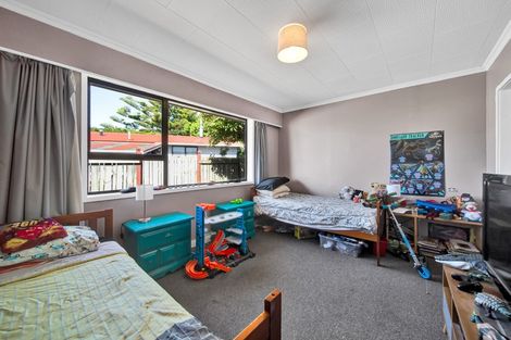 Photo of property in 27 Gore Street, Normanby, Hawera, 4614