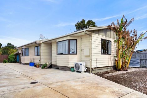 Photo of property in 28 Cranby Crescent, Onekawa, Napier, 4110
