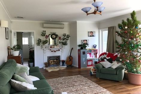 Photo of property in 11 Khouri Avenue, Karori, Wellington, 6012