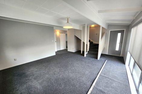 Photo of property in 7a Litchfield Place, Clarks Beach, 2122