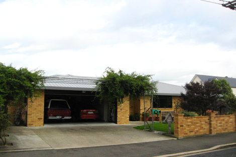 Photo of property in 47 Eastbourne Street, Caversham, Dunedin, 9012