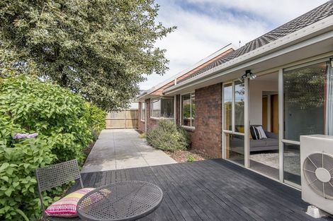 Photo of property in 1/104 Bassett Street, Burwood, Christchurch, 8083