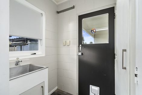 Photo of property in 2/145 College Street, Awapuni, Palmerston North, 4412