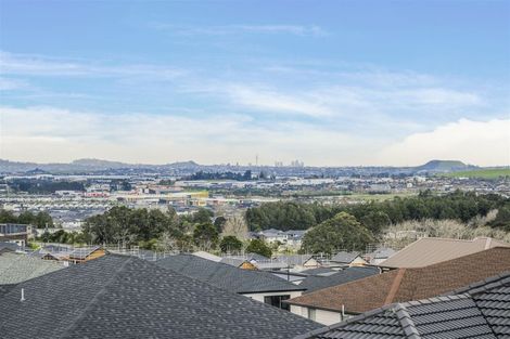 Photo of property in 319 Flat Bush School Road, Flat Bush, Auckland, 2019