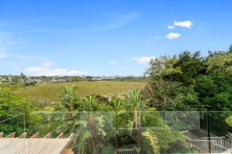 Photo of property in 90 Exmouth Road, Northcote, Auckland, 0627