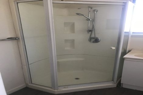 Photo of property in 18 Hillary Crescent, Upper Riccarton, Christchurch, 8041