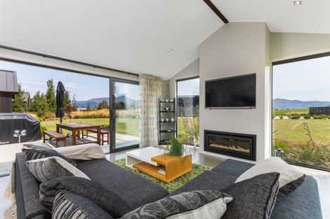 Photo of property in 42 Mckellar Drive, Jacks Point, Queenstown, 9371