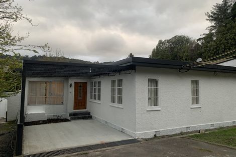 Photo of property in 11 Kopara Grove, Stokes Valley, Lower Hutt, 5019