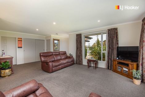 Photo of property in 8 Centre Street, Mosgiel, 9024