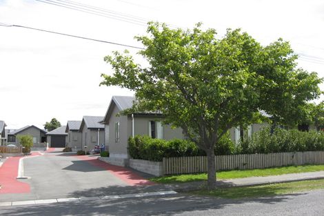 Photo of property in 42 Silvester Street, Woolston, Christchurch, 8023