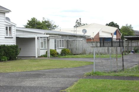 Photo of property in 3/4 Albert Street, Pukekohe, 2120