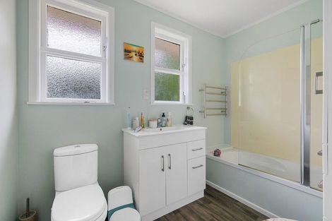 Photo of property in 26 Renall Street, Featherston, 5710