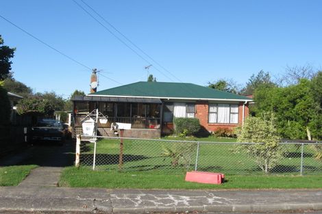 Photo of property in 10 Surrey Street, Manurewa, Auckland, 2102