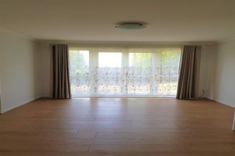 Photo of property in 42 Rathmar Drive, Manurewa, Auckland, 2105