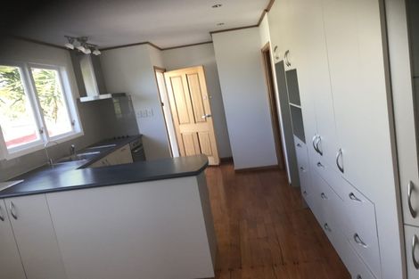 Photo of property in 32 Resolute Way, Papakura, 2110