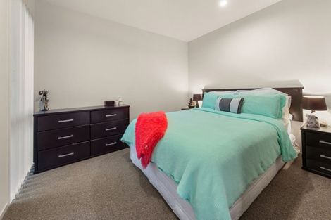 Photo of property in 39 Battalion Drive, Papakura, 2110