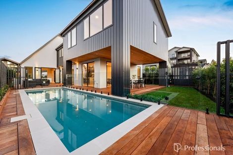 Photo of property in 5 Kotuitui Drive, Wainui, 0992