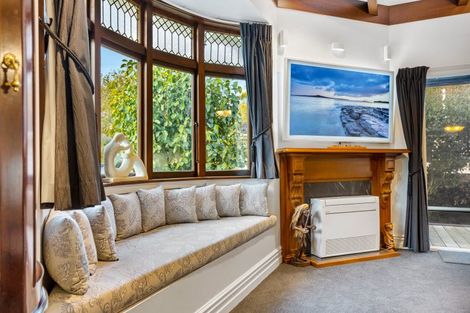 Photo of property in 5 Taupaki Road, Taupaki, Henderson, 0782