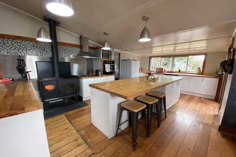 Photo of property in 24 Tayler Street, Eltham, 4322