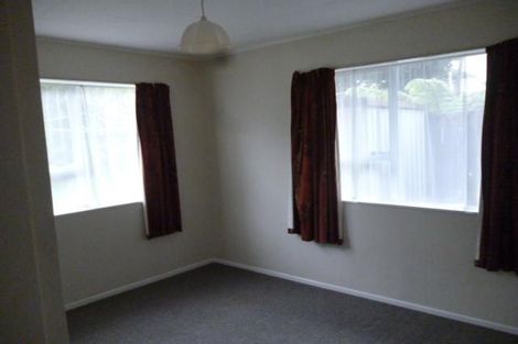 Photo of property in 25a Omaha Grove, Totara Park, Upper Hutt, 5018