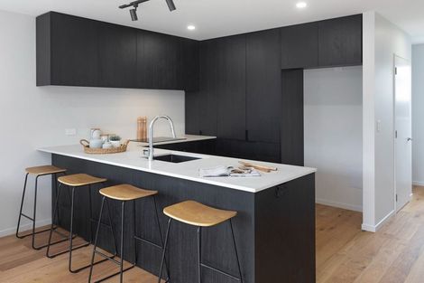 Photo of property in 2/117 Hills Road, Edgeware, Christchurch, 8013