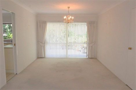 Photo of property in 2/38 Ambleside Drive, Northpark, Auckland, 2013