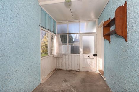 Photo of property in 23 Ross Street, Marton, 4710