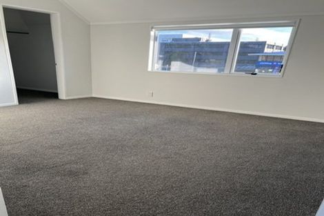 Photo of property in 38 Kings Crescent, Hutt Central, Lower Hutt, 5010
