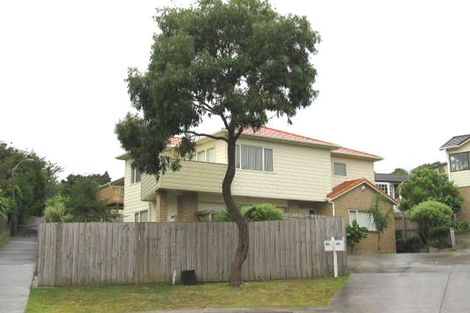 Photo of property in 70 Lavery Place, Sunnynook, Auckland, 0632