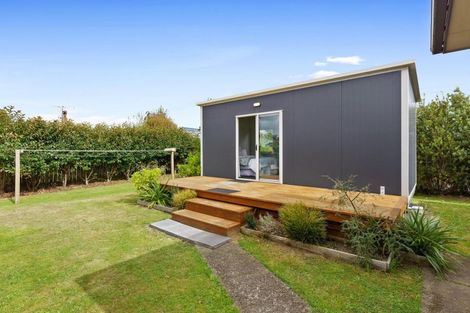 Photo of property in 16 Lemon Street, Otaki, 5512