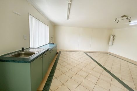 Photo of property in 25 The Enclave, Totara Heights, Auckland, 2105