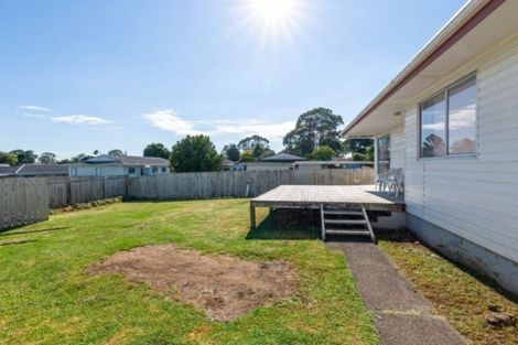 Photo of property in 1/15 Frobisher Way, Clendon Park, Auckland, 2103