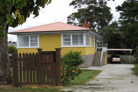Photo of property in 4 Seaforth Avenue, Mangere Bridge, Auckland, 2022